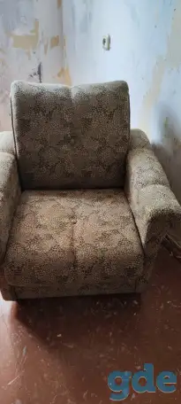 Диван и два кресла, фотография 1
