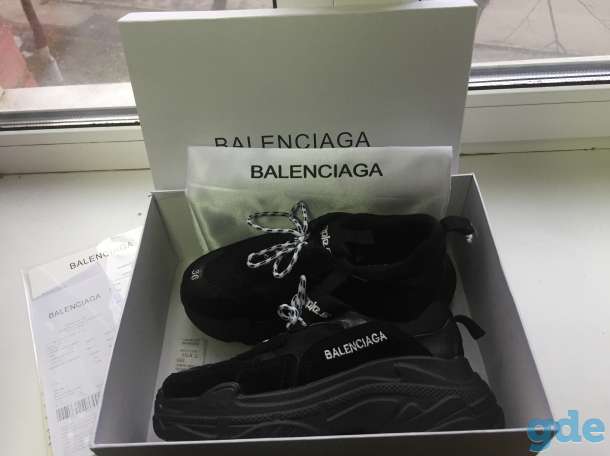 Кроссовки Balenciaga Triple S, фотография 2