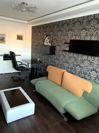 Продам квартиру, Романовская Слобода 9, фотография 1