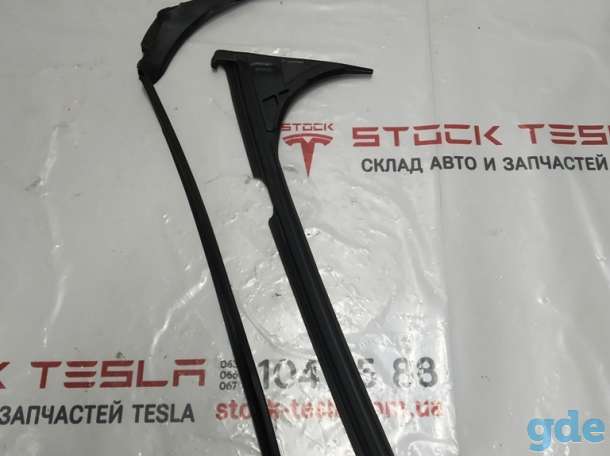 Зап. части для авто Tesla. Уплотнитель стойки В (камера) левая сторона Tesla model XDC B-PLR APP, фотография 2