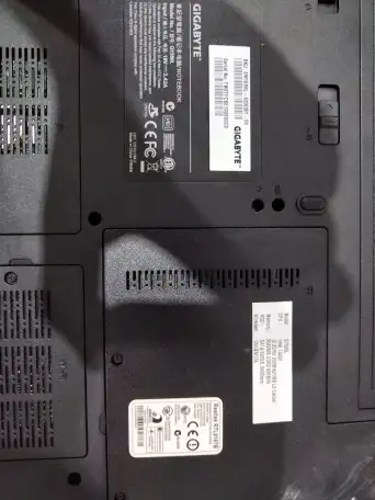 Ноутбук Gigabyte, фотография 4