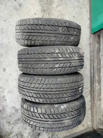 Продам зимнюю резину, фотография 1