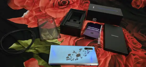 Смартфон Samsung Galaxy Note 10 Plus Aura 12/256 гб, фотография 2