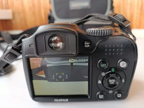 Продам фотоаппарат FinePix S5700, фотография 2