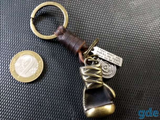 Продам очень качественный и симпатичный брелок из коллекции., фотография 1