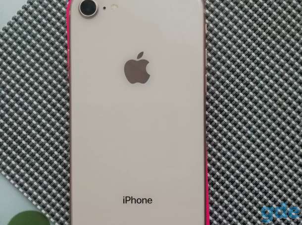 iPhone 8, фотография 1