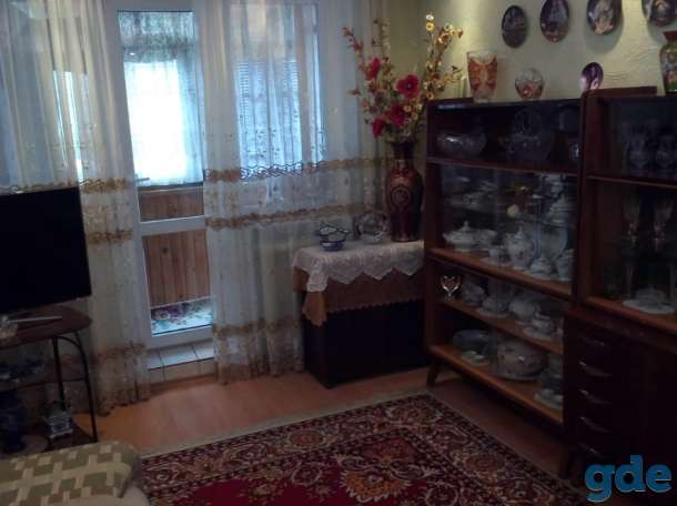 Продам квартиру, улица Октябрьская дом 155, фотография 2
