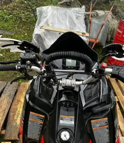 Снегоход Polaris 800 Switchback, фотография 3
