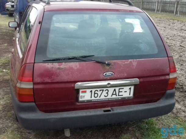 Автомобиль Форд Эскорт Ford, фотография 3