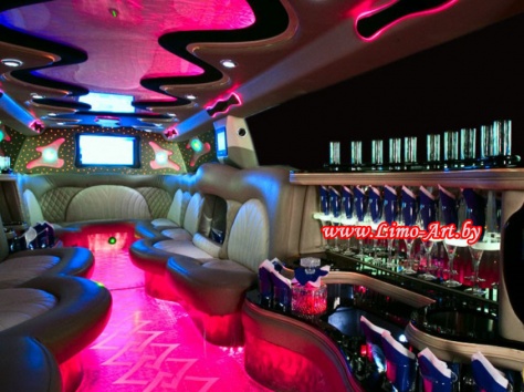 Прокат лимузинов Lincoln Town Car и джипа Cadillac Escalade лимузина в Гомеле., фотография 3