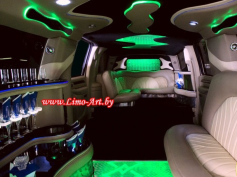 Прокат лимузинов Lincoln Town Car и джипа Cadillac Escalade лимузина в Гомеле., фотография 4
