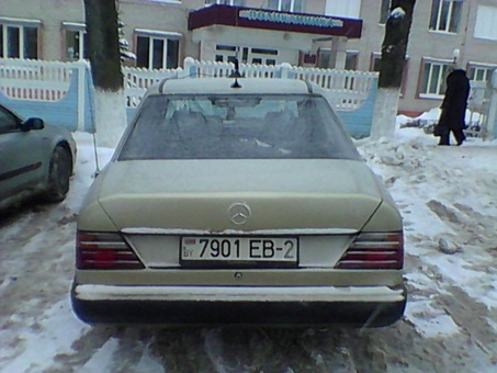 Мерседес Бенс 124, 2,5 дизел, фотография 3