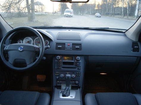 Volvo XC90 - D5, фотография 10