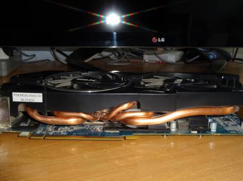 видеокарта HD7970, фотография 1
