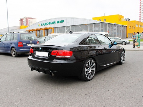 Эксклюзивная BMW e92 335i, фотография 2