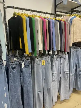 Магазин женской одежды, фотография 3