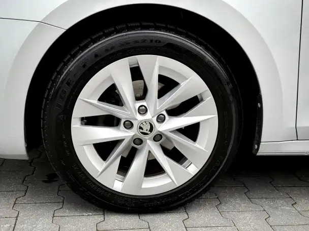 Skoda Octavia (IV) TSI  Импорт под ключ  Авто и Европы за 14 дней!, фотография 9