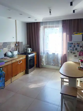 5-комнатную квартира, г. Гомель, ул. Мазурова, 6, фотография 3
