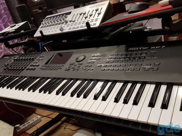 Рабочая станция Yamaha Motif XF7, фотография 4