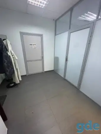 Сдаётся помещение в аренду в бизнес-центре по адресу ул. Платонова 20Б, корпус 4, фотография 1