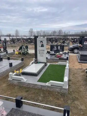 Памятники и благоустройство мест захоронения, фотография 1