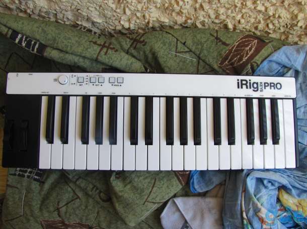 MIDI-клавиатура IK Multimedia iRig Keys Pro, фотография 2