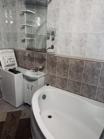 Продам квартиру, Малинина 10, фотография 9