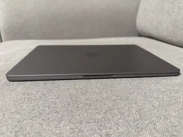 MacBook Air 13 M3 16/512 Space Gray, фотография 6