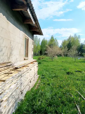 Уютный дом в лесу для души и отдыха. 25 соток уединения, но в деревне с соседями., фотография 4