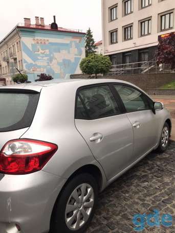 Автомобиль Toyota Auris, фотография 6