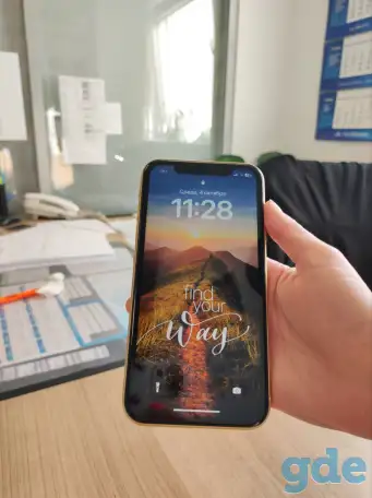 Продается Iphone XR на 128 GB желтого цвета, фотография 4