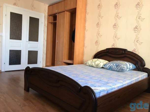 Квартиры на сутки, ул. Богатырева, д. 157 В, фотография 1