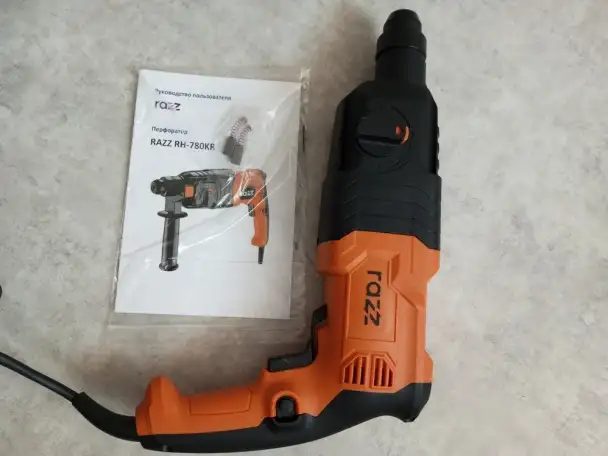 Ударный перфоратор Razz RH-780KR (с кейсом и сверлами), фотография 3
