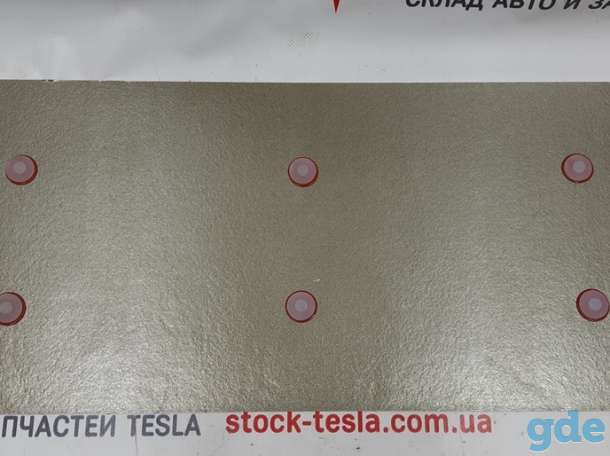 Зап. части для авто Tesla. Пластина-изолятор текстолитовая основной батареи с направляющими Tesla model SD 1, фотография 1
