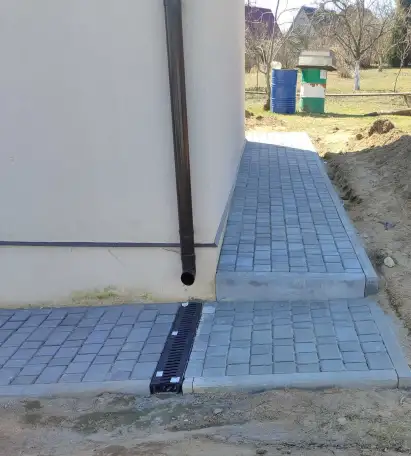 Укладка тротуарной плитки, фотография 1