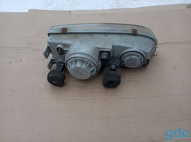 Продам левую фару к Хундай H100 1998, фотография 2