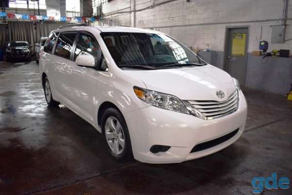 2017 Toyota Sienna for sell, фотография 1