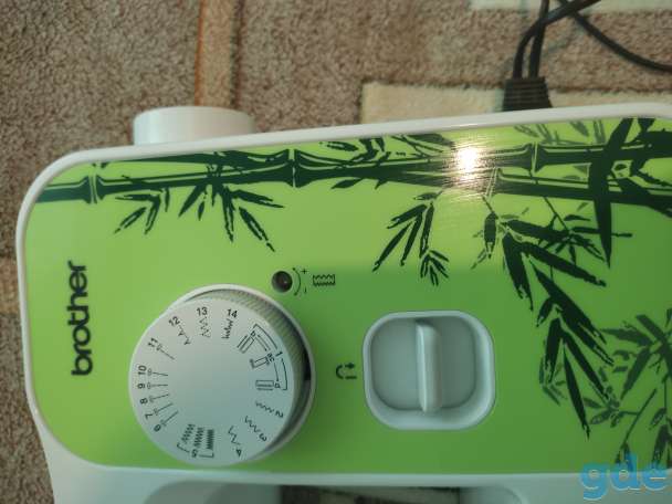 Продам швейную машинку, фотография 7