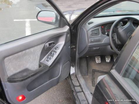 Hyundai Elantra GLS 2001 г.в., фотография 3