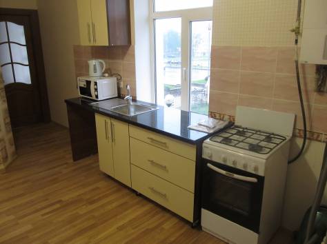 квартира на сутки, пл.17го сентября, фотография 3