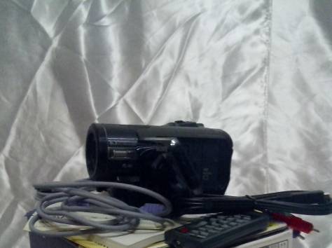 Продам видеокамеру Sony HDR HC9E, фотография 2