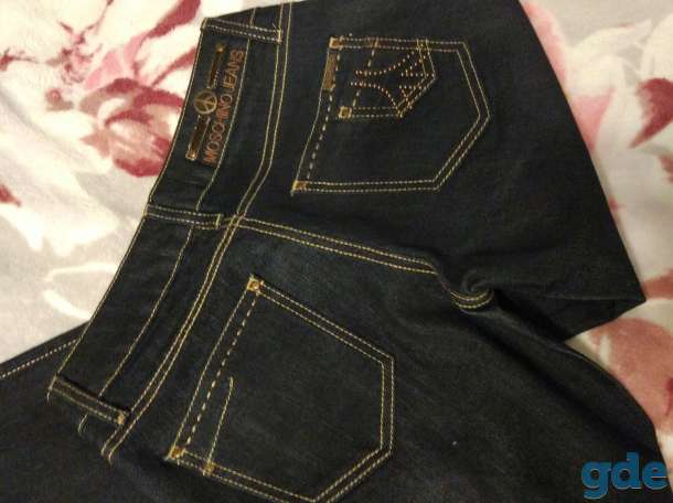 Продаю новые джинсы марки Moschino Jeans Donna, размер 27, фотография 2