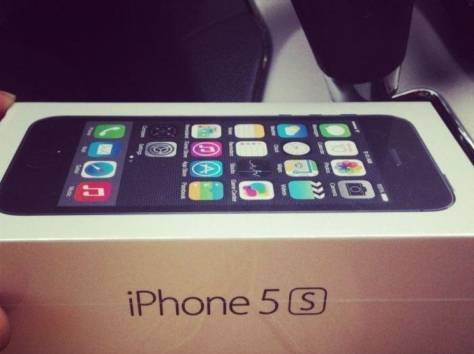 Оригинальный iPhone 5s(16gB) - Black/White/Gold(Чёрный, Белый, Золотой), фотография 3