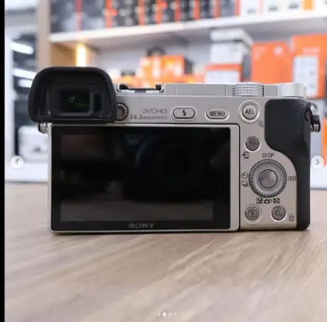 Sony A6000  комплект объективов 16-50 мм серебристый, фотография 4