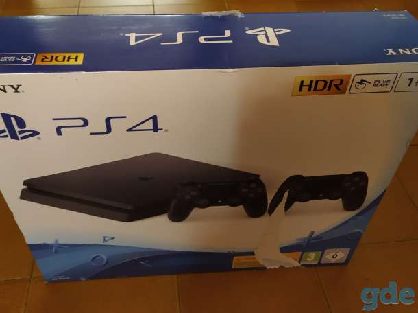 Playstation 4 slim 1 TB + 2 Геймпада, фотография 1