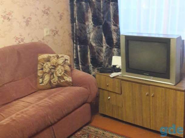Сдаю 4-х комнатную квартиру посуточно, мкр-н Первомайский,47, фотография 1