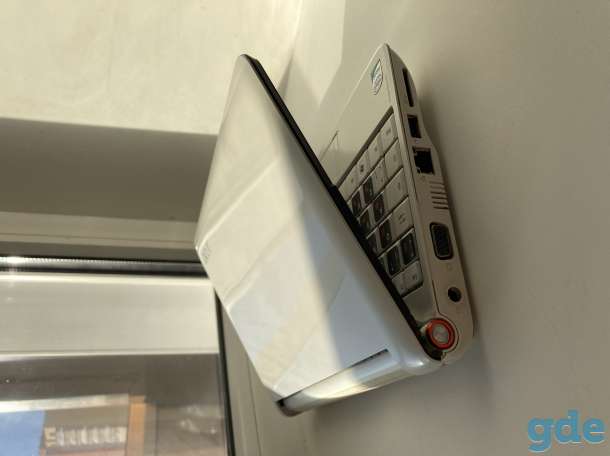 Нетбук acer aspire one zg5, фотография 4