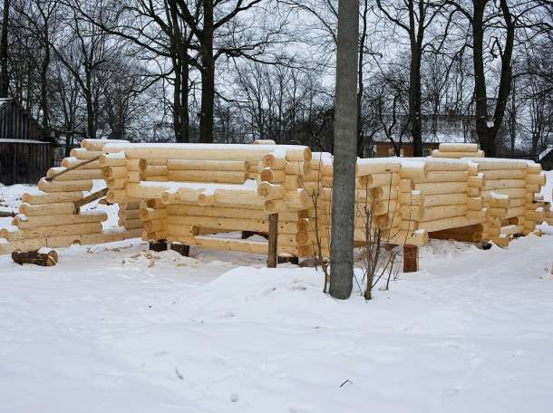 Сруб загородного гостевого дома в стиле 