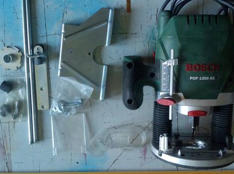 Продам ручной фрезерный станок bosch pof 1200 ae, фотография 1