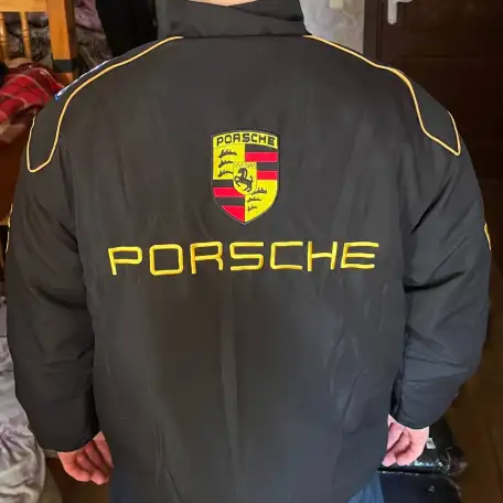 Бомбер Porsche, фотография 2